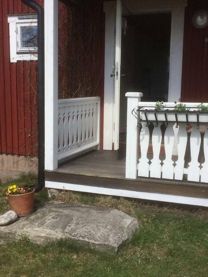 Annies Hus Arjäng Exterior foto